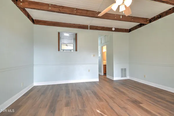 $199,900 | 2420 Volunteer Parkway, Unit 1A, Bristol, TN 37620