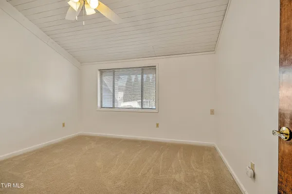 $199,900 | 2420 Volunteer Parkway, Unit 1A, Bristol, TN 37620