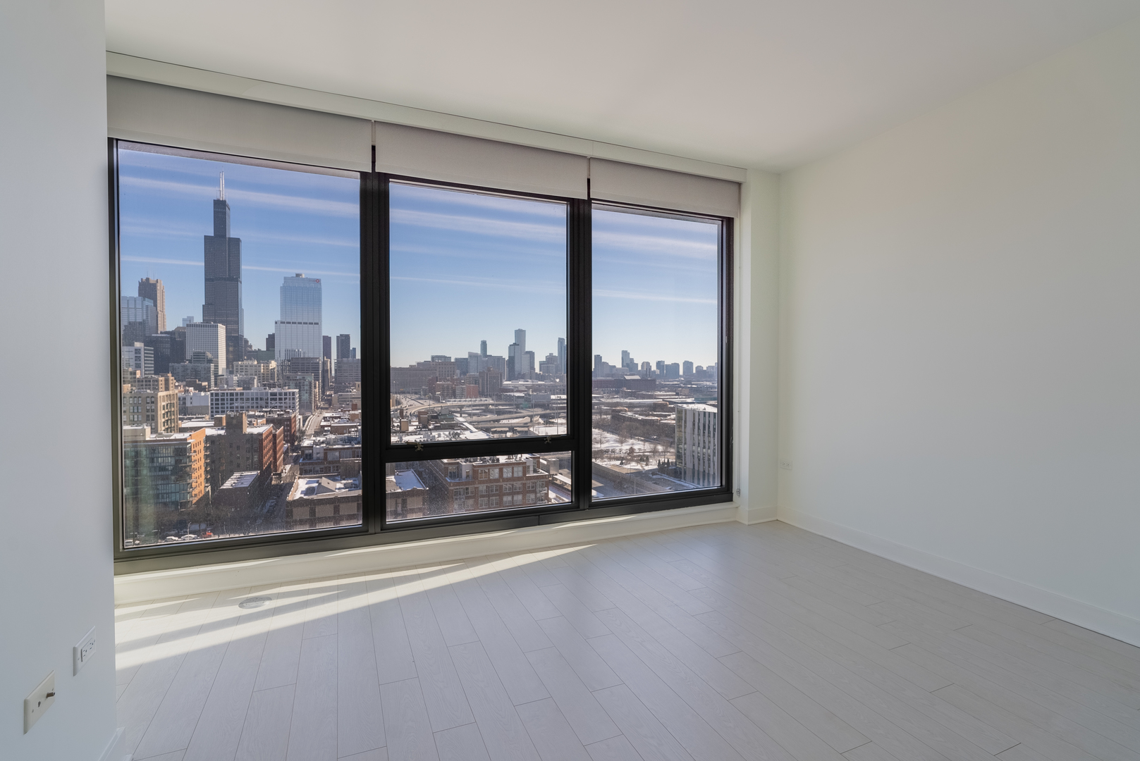 1035 West Van Buren Street, Unit 1900 Chicago, IL 60607 - Photo 3 of 12 a view of a room with window
