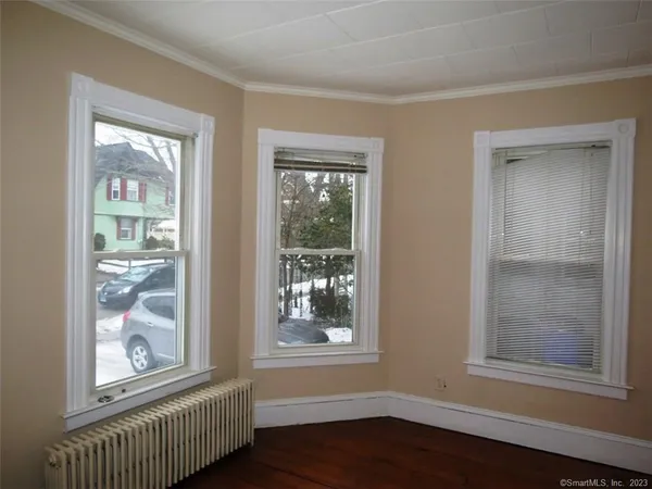 $2,050 | 13 Wilcox Street, Wethersfield, CT 06109