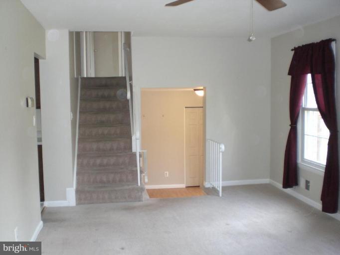 19604 Mosby Way Poolesville, MD 20837 - Photo 16 of 30 Living Room #3