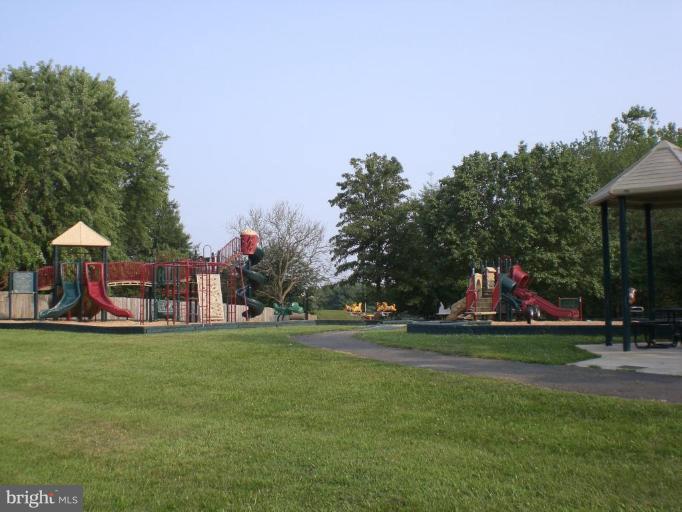 19604 Mosby Way Poolesville, MD 20837 - Photo 30 of 30 Community Playground