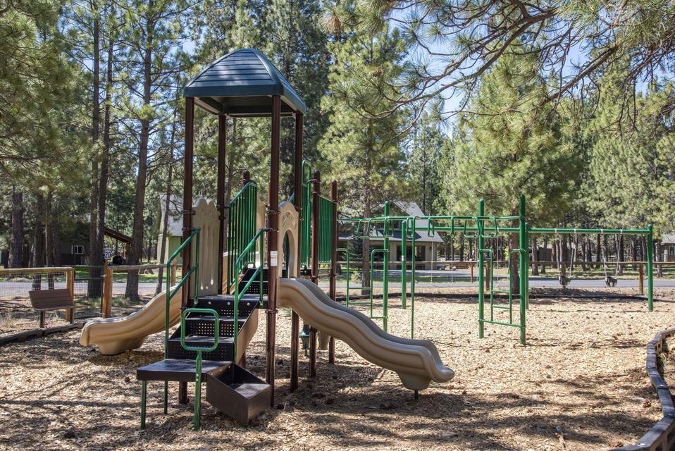14866 Bluegrass Loop Sisters, OR 97759 - Photo 21 of 23