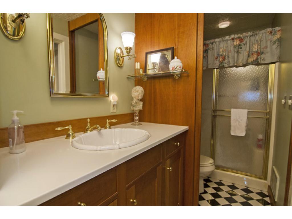 99 Maple Street Hopkinton, NH 03229 - Photo 11 of 20 Gallery Image 11