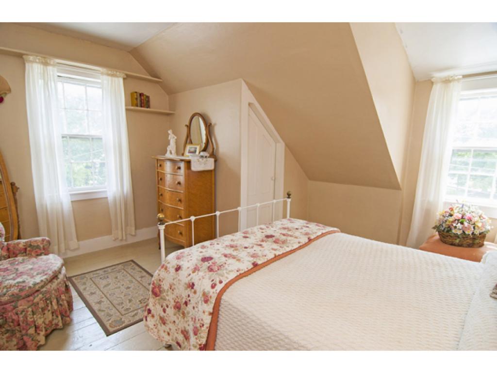 99 Maple Street Hopkinton, NH 03229 - Photo 15 of 20 Gallery Image 15