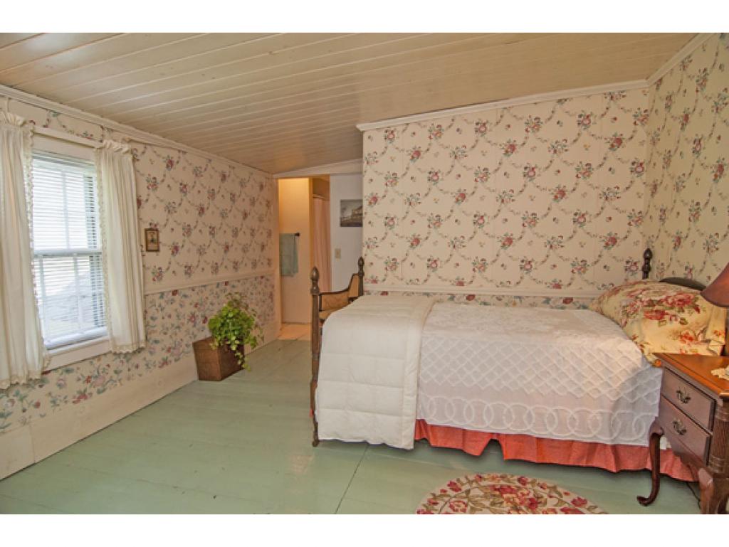 99 Maple Street Hopkinton, NH 03229 - Photo 16 of 20 Gallery Image 16