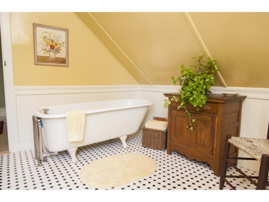 99 Maple Street Hopkinton, NH 03229 - Photo 18 of 20 Gallery Image 18