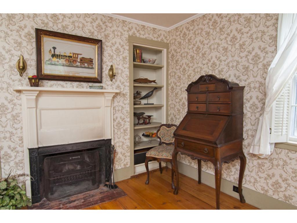 99 Maple Street Hopkinton, NH 03229 - Photo 6 of 20 Gallery Image 6