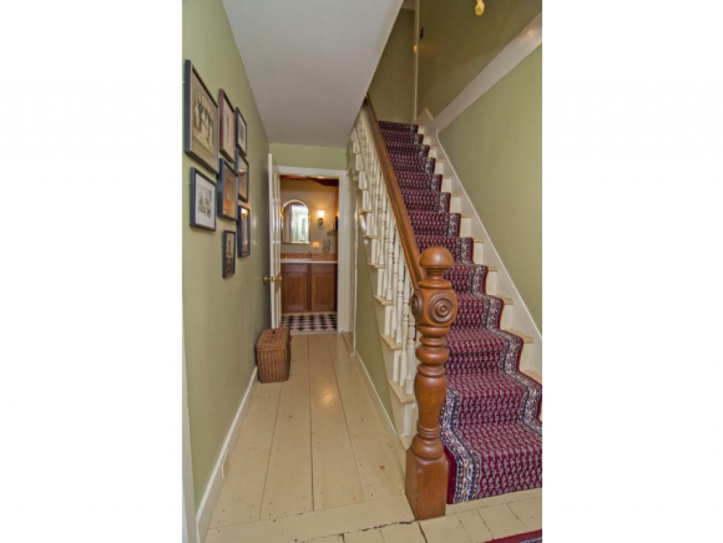 99 Maple Street Hopkinton, NH 03229 - Photo 10 of 20 Gallery Image 10