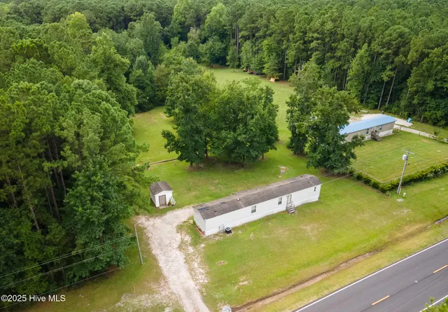 $147,000 | 5589 Burgaw Highway, Maple Hill, NC 28454