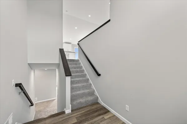 $394,900 | 913 Brandenburg Lane, Waverly, MN 55390