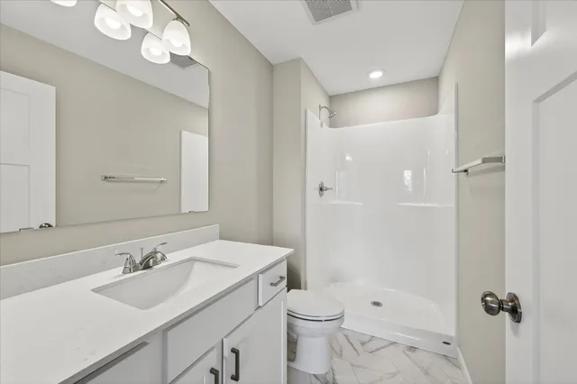 $394,900 | 913 Brandenburg Lane, Waverly, MN 55390