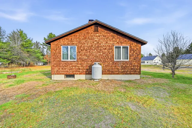 $255,000 | 174 West Kingfield Road, Kingfield, ME 04947