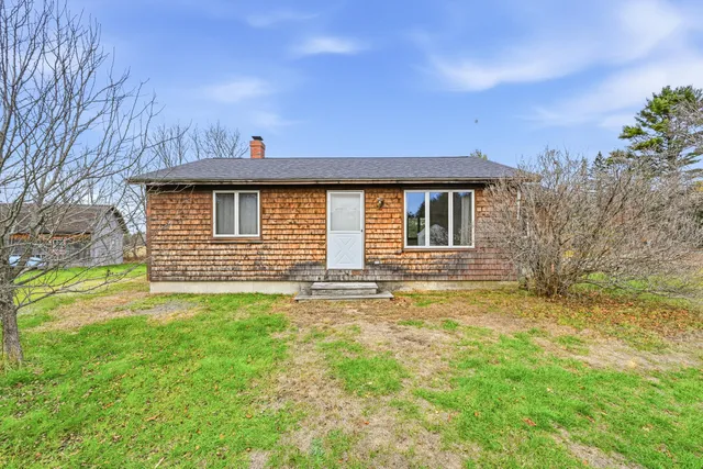 $255,000 | 174 West Kingfield Road, Kingfield, ME 04947