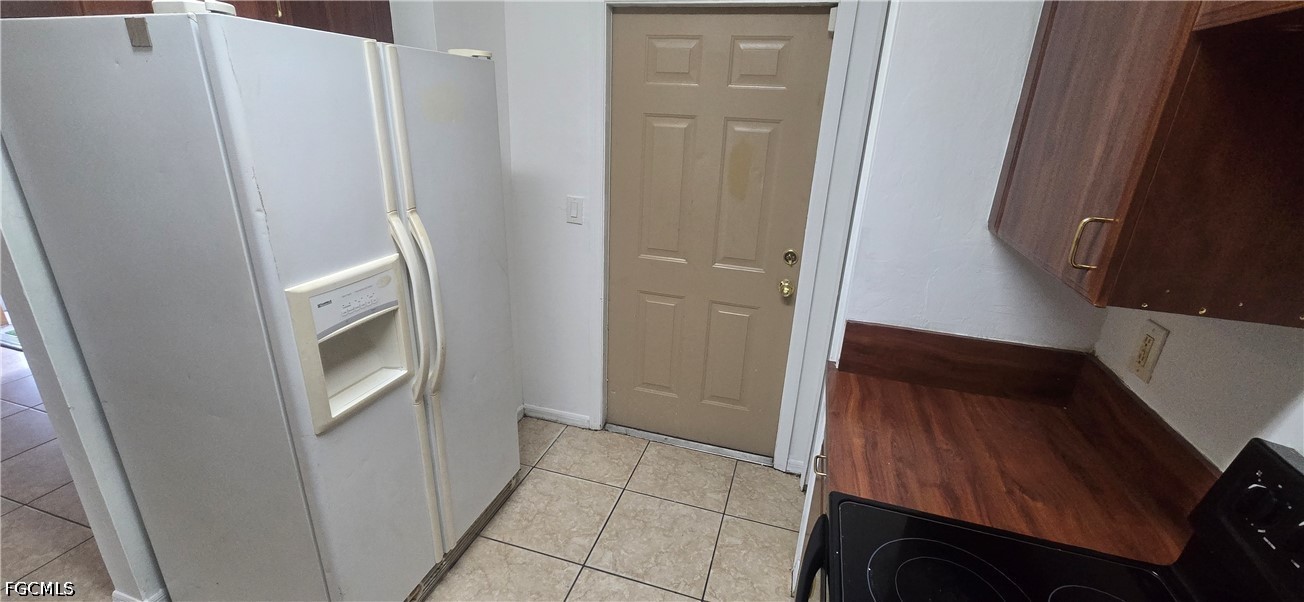 573 Bell Boulevard Lehigh Acres, FL 33974 - Photo 9 of 13