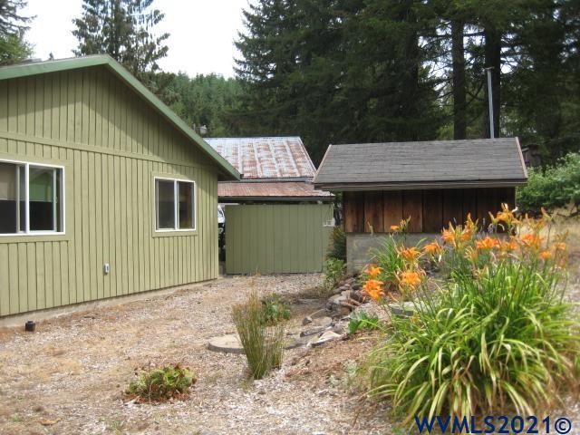 24002 South Engstrom Road Colton, OR 97017 - Photo 2 of 36