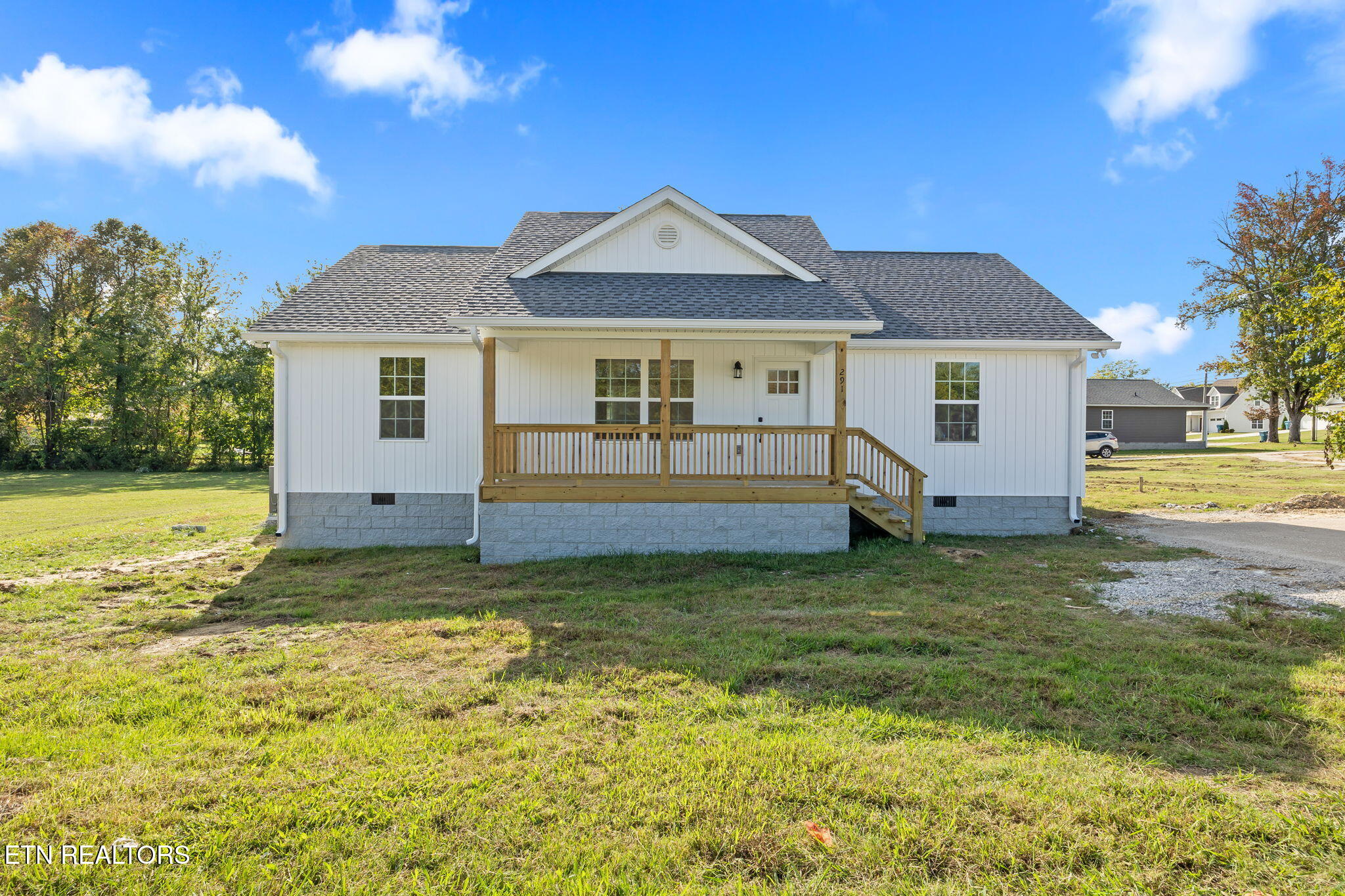 291 South 5th Avenue Baxter, TN 38544 - Photo 1 of 27 3-web-or-mls-291-5th-ave-s