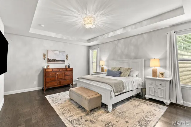 $769,900 | 377 Sturbridge Drive, St. Charles, MO 63303