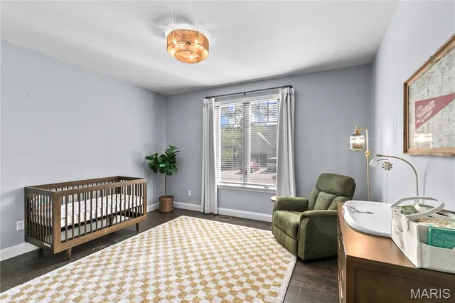 $769,900 | 377 Sturbridge Drive, St. Charles, MO 63303