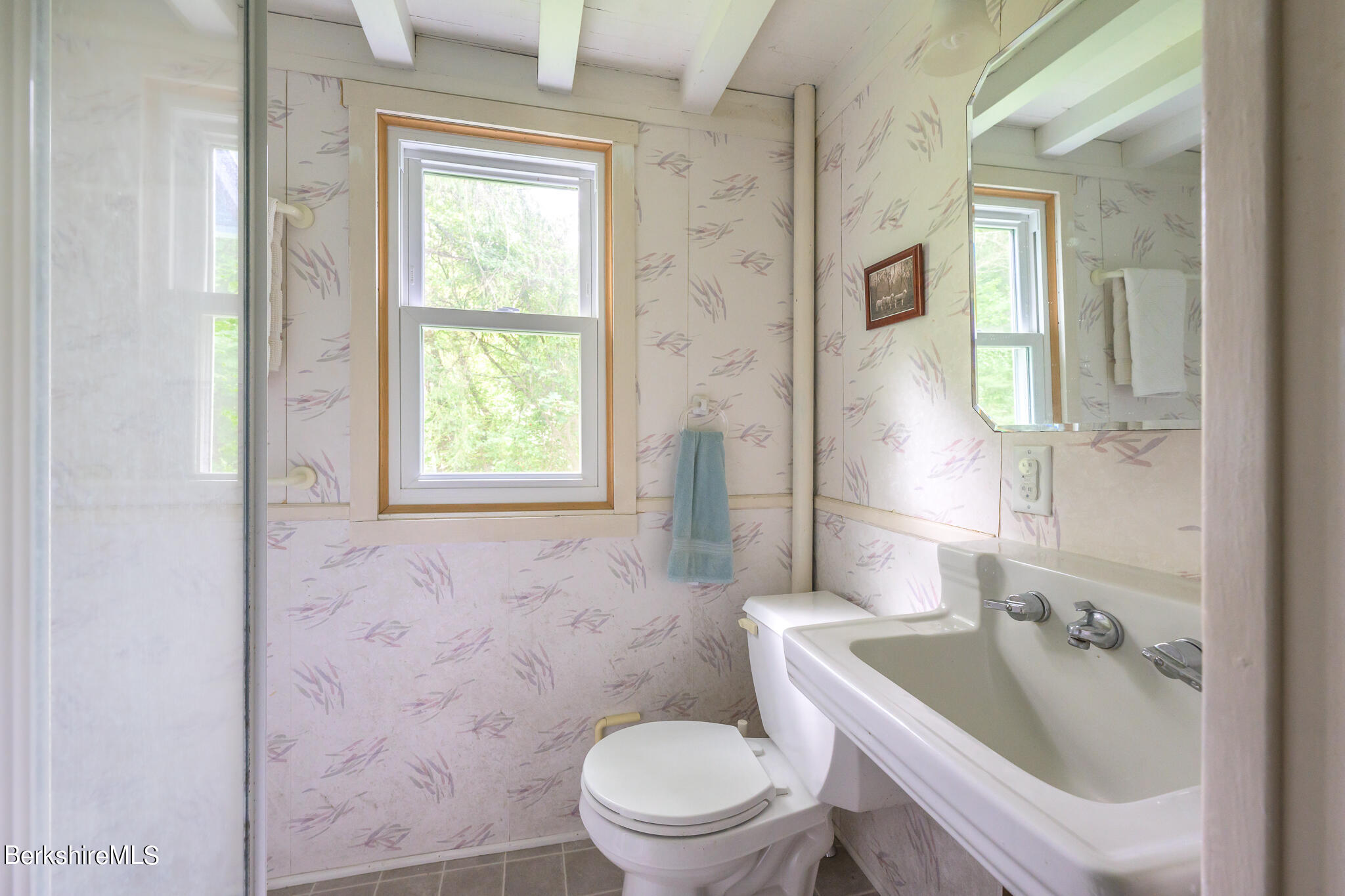 3 Mahkeenac Heights Road Stockbridge, MA 01262 - Photo 16 of 33 Bath 1
