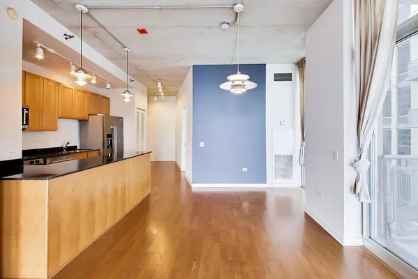 $4,300 | 720 North Larrabee Street, Unit 1108, Chicago, IL 60654