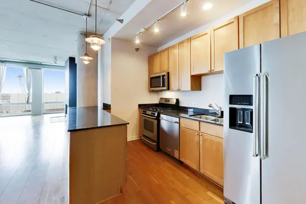 $4,300 | 720 North Larrabee Street, Unit 1108, Chicago, IL 60654