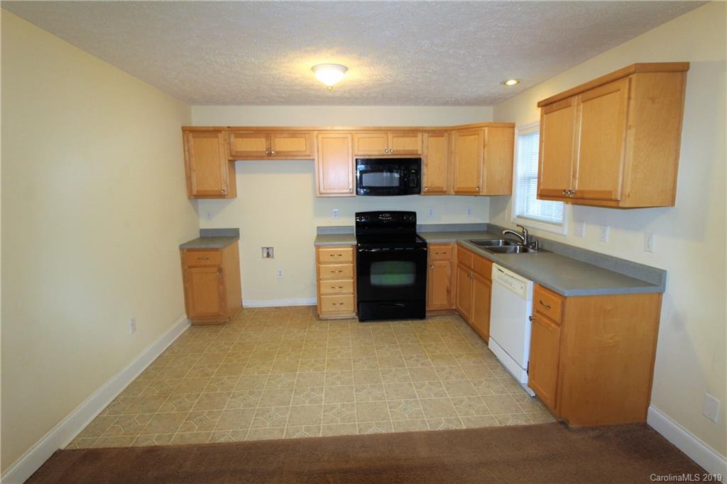 1571 Burrell Road, Unit 16 Clover, SC 29710 - Photo 4 of 12 Gallery Image 4