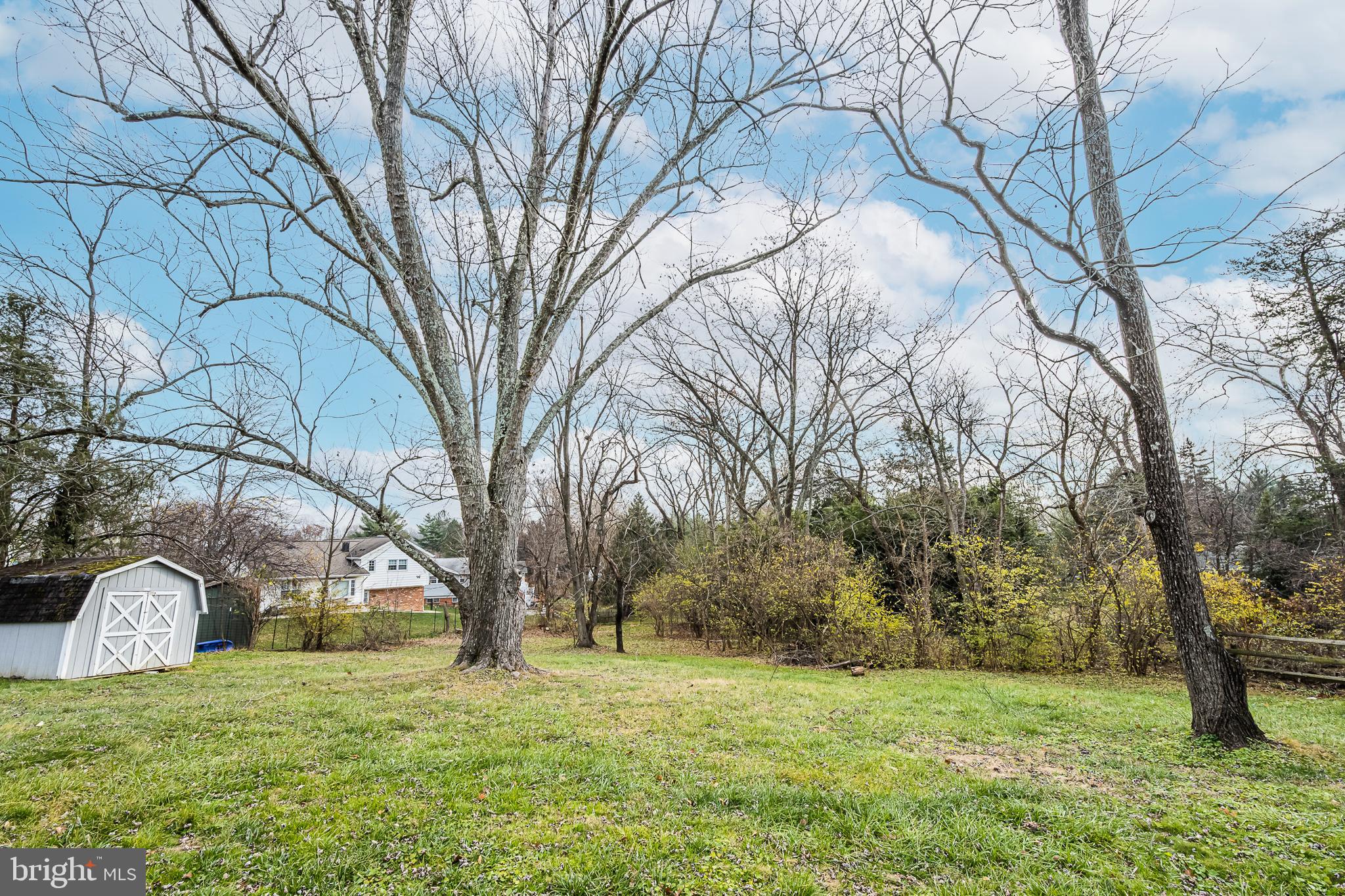 12115 Falls Road Potomac, MD 20854 - Photo 15 of 75 Gallery Image 15