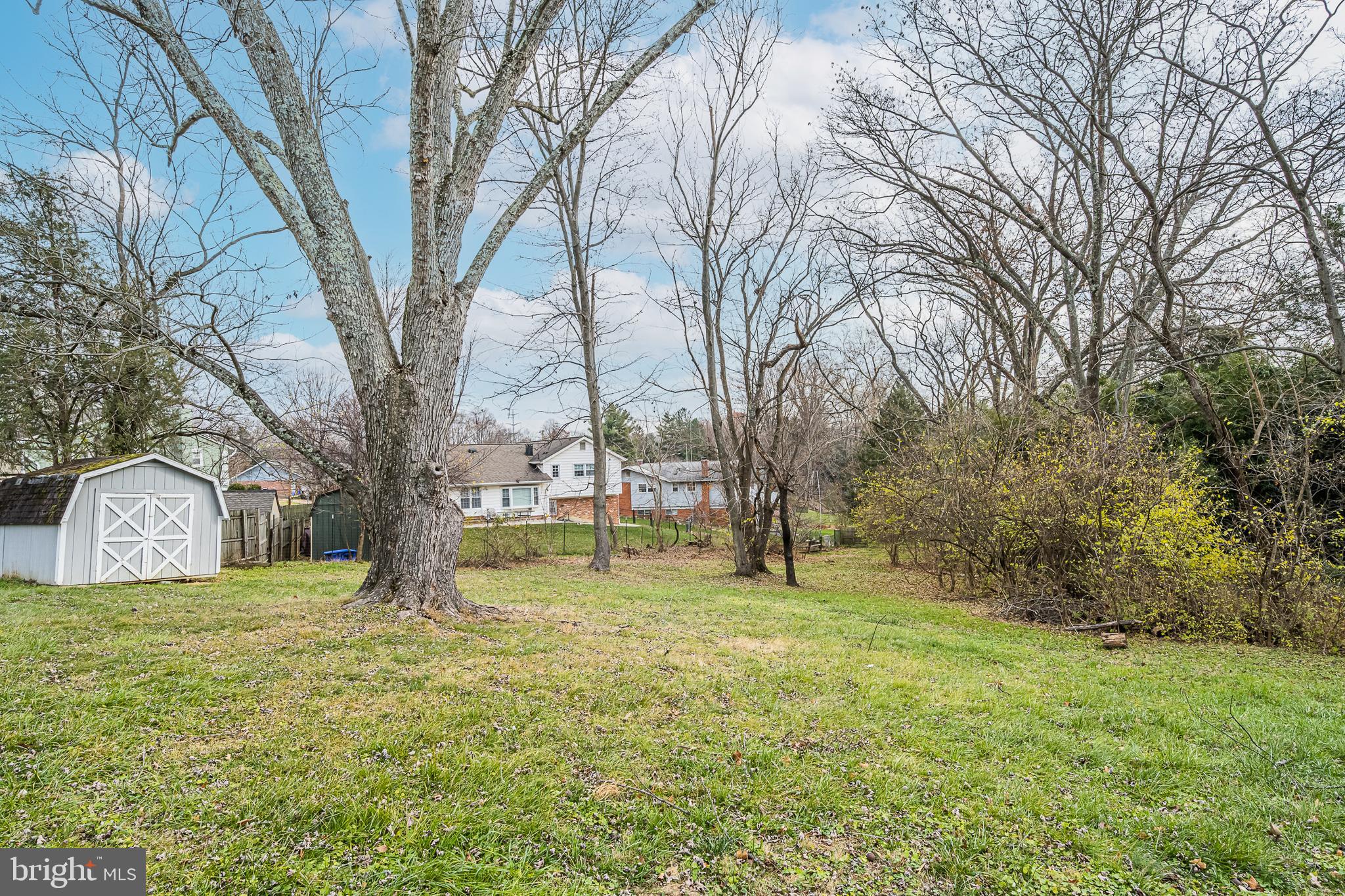 12115 Falls Road Potomac, MD 20854 - Photo 17 of 75 Gallery Image 17