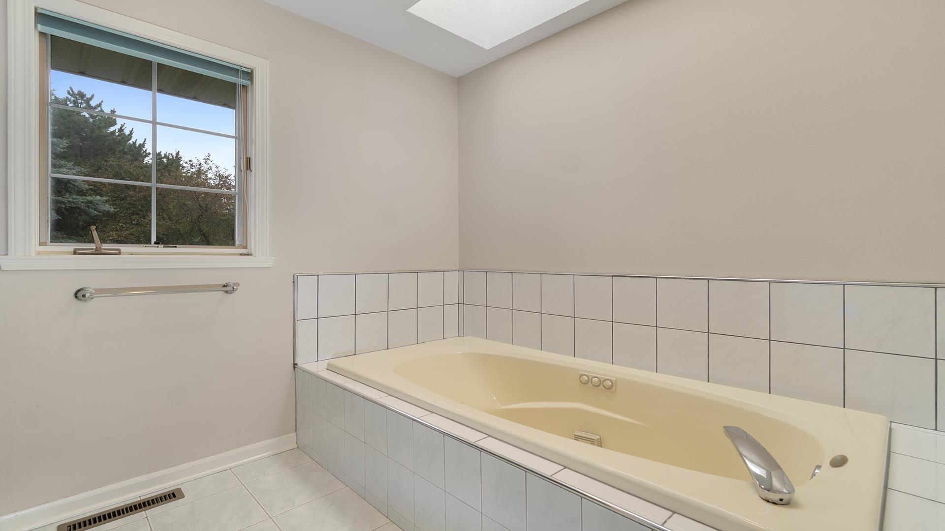 6779 Sentinel Road Rockford, IL 61107 - Photo 34 of 51 Gallery Image 34