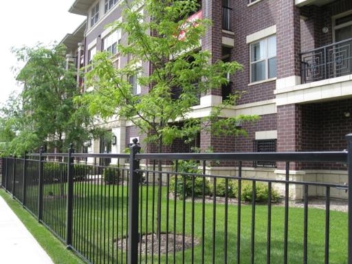 6436 Roosevelt Road, Unit 215 Oak Park, IL 60304 - Photo 1 of 1