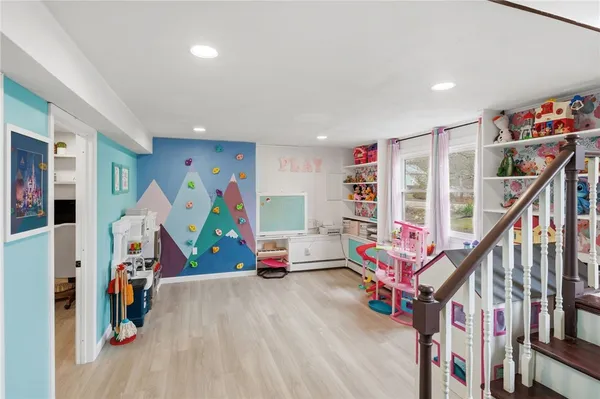 $570,000 | 48 Roger Williams Drive, Johnston, RI 02919