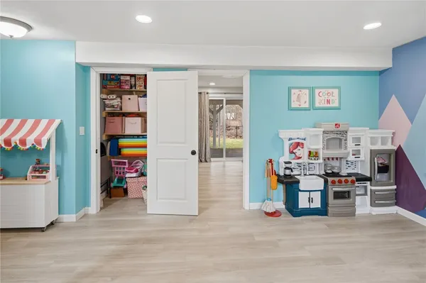 $570,000 | 48 Roger Williams Drive, Johnston, RI 02919