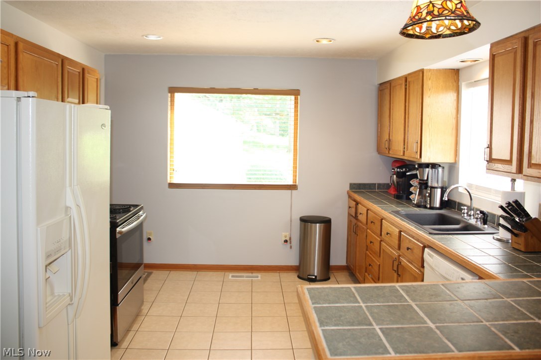 1199 West Comet Road Clinton, OH 44216 - Photo 4 of 31 Gallery Image 4