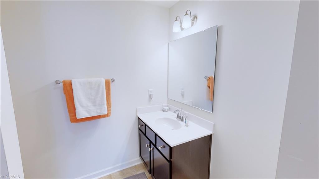 3514 Gardner Parson Point High Point, NC 27260 - Photo 29 of 50 Gallery Image 29