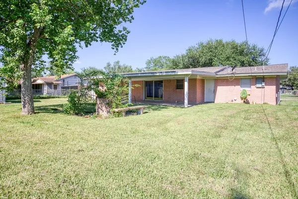 $165,000 | 714 Reynolds Avenue, Taft, TX 78390