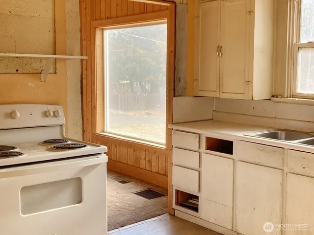 $158,500 | 611 North Front Street, Dayton, WA 99328