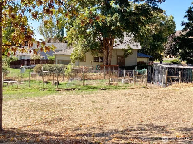 $158,500 | 611 North Front Street, Dayton, WA 99328