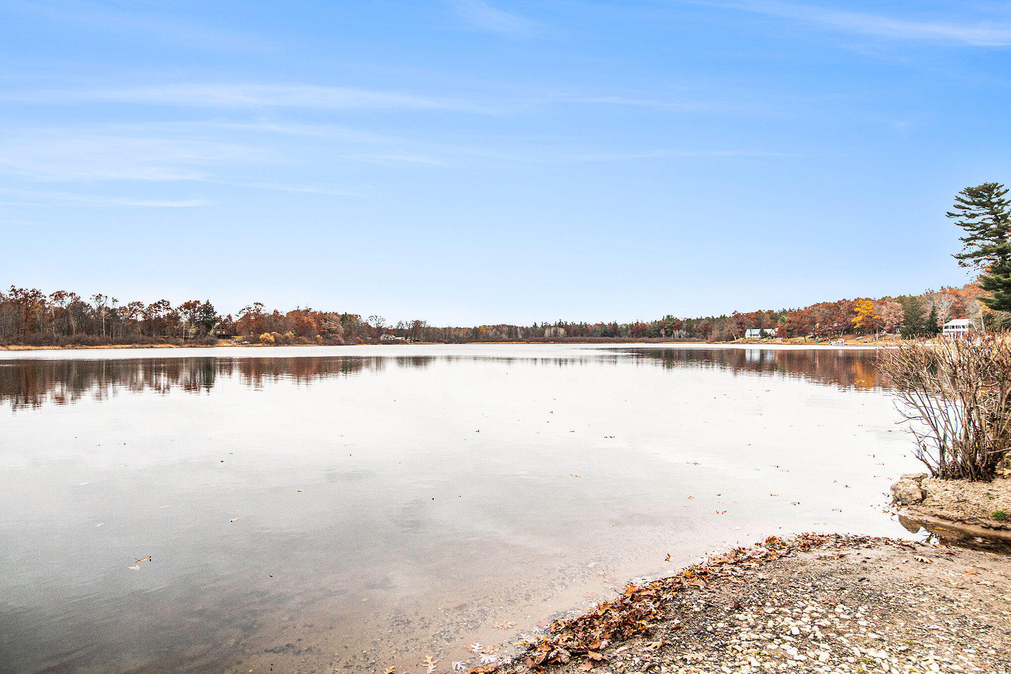 3260 West Ridge Street White Cloud, MI 49349 - Photo 5 of 17 016_file_990