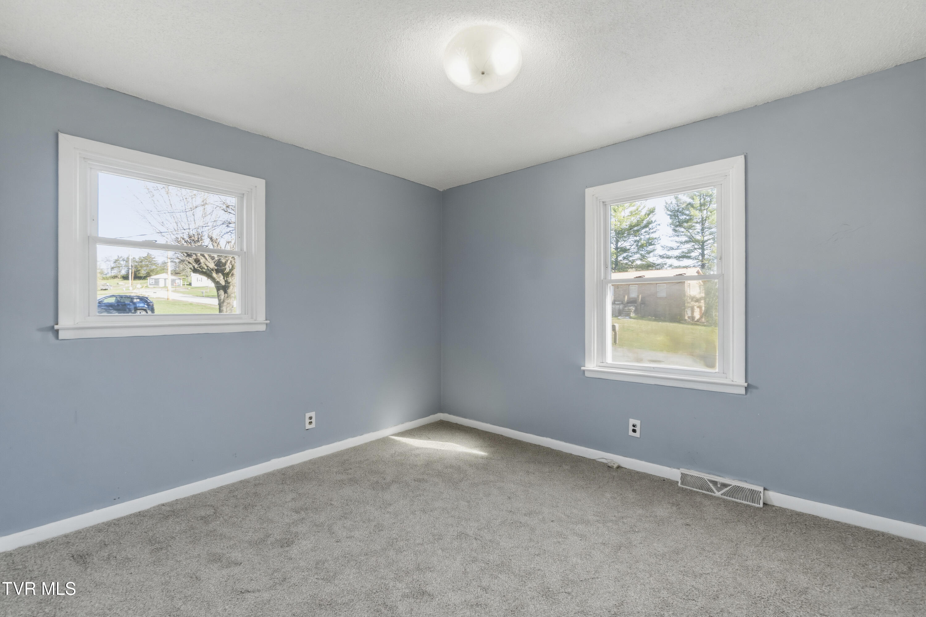 210 Marie Street Greeneville, TN 37743 - Photo 16 of 30 DSC04265