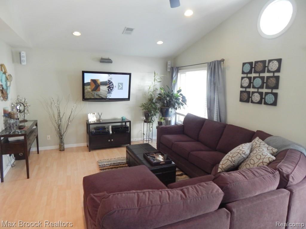 1998 Cambridge Road Berkley, MI 48072 - Photo 4 of 13 Family Room Addition.jpg