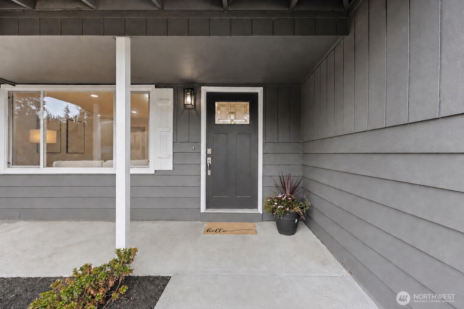 12604 177th Place Southeast Renton, WA 98059 - Photo 4 of 32 Gallery Image 4