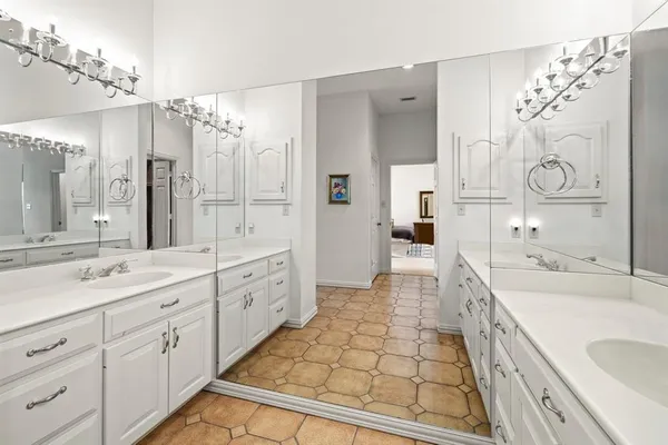 $4,650,000 | 226 North Farm To Market Road 2869, Winnsboro, TX 75494