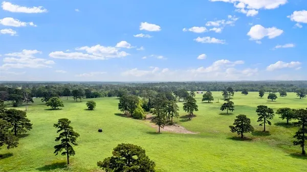 $4,650,000 | 226 North Farm To Market Road 2869, Winnsboro, TX 75494