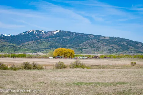 $325,000 | 1909 Autumn Glen Circle, Victor, ID 83455