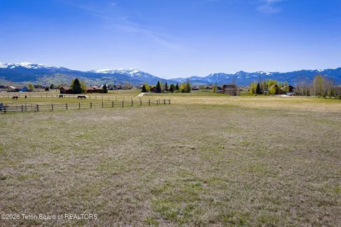 $325,000 | 1909 Autumn Glen Circle, Victor, ID 83455