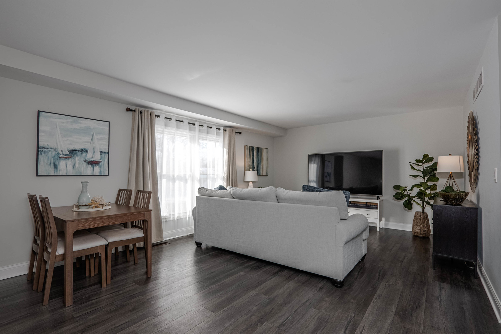 965 Independence Avenue St. Charles, IL 60174 - Photo 4 of 28