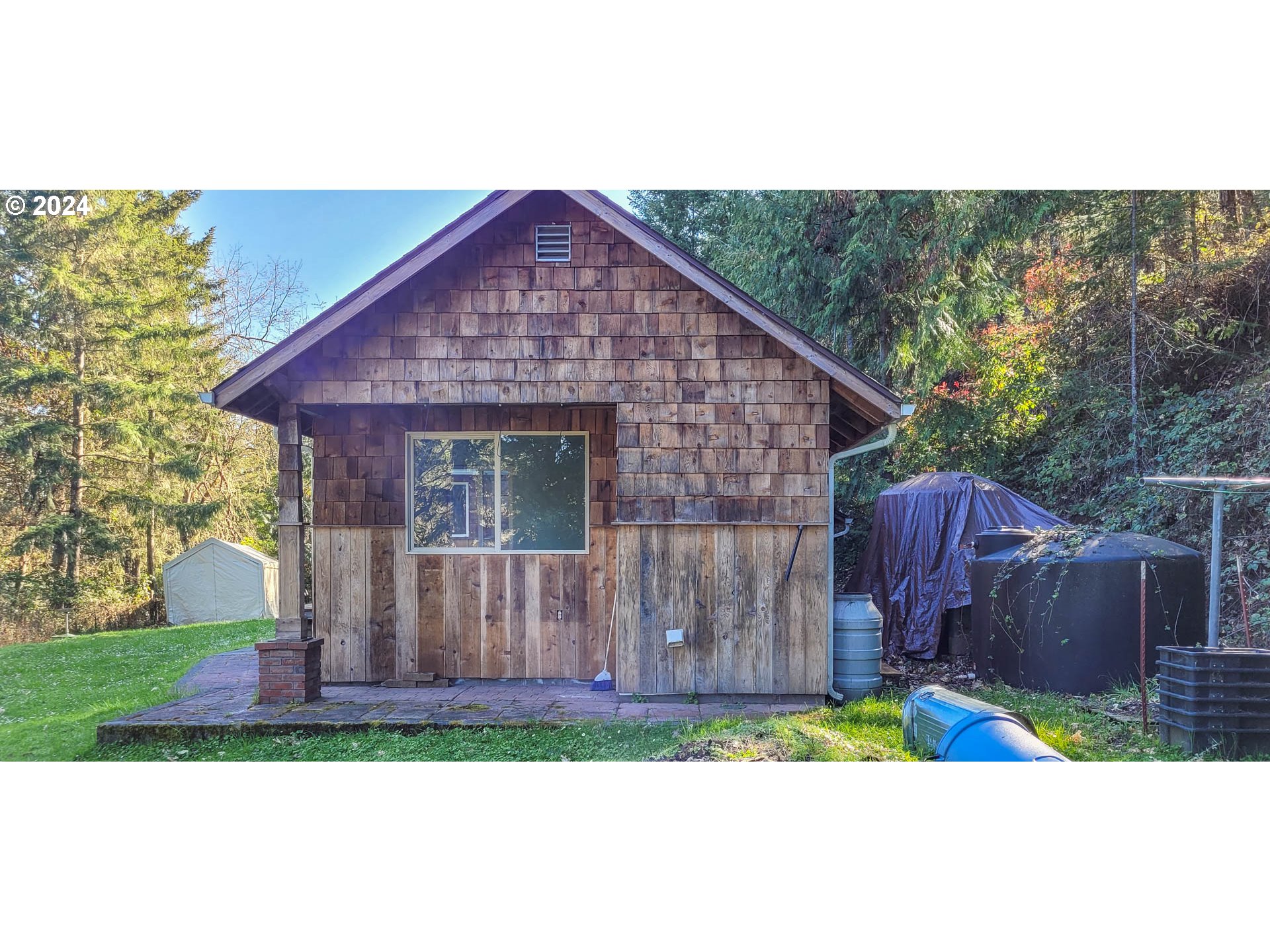 4240 Green Valley Road Oakland, OR 97462 - Photo 11 of 21 Gallery Image 11