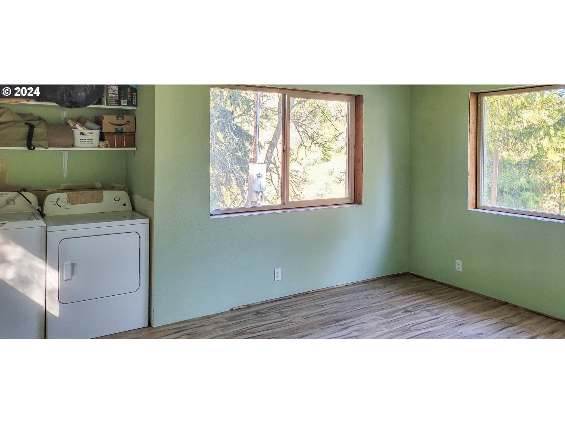 4240 Green Valley Road Oakland, OR 97462 - Photo 9 of 21 Gallery Image 9