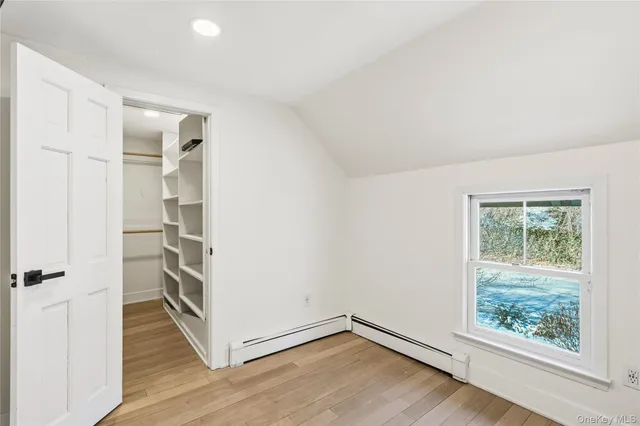 $5,999 | 15 Hicks Street, Roslyn, NY 11576